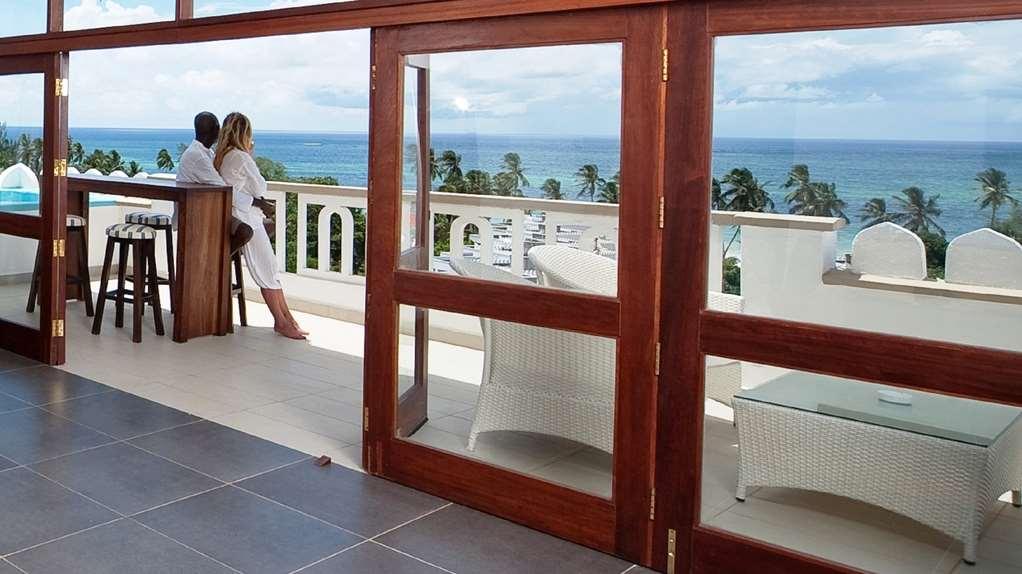 Lantana Galu Beach Diani Beach Bilik gambar