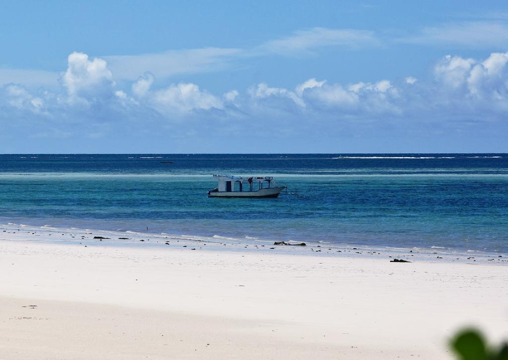 Lantana Galu Beach Diani Beach Luaran gambar
