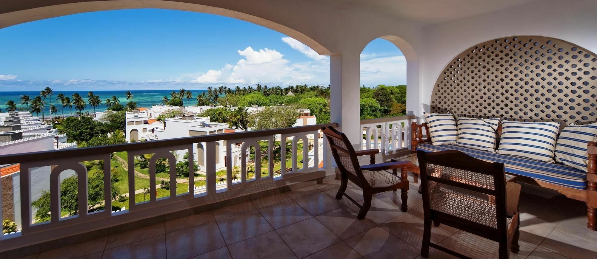 Lantana Galu Beach Diani Beach Luaran gambar